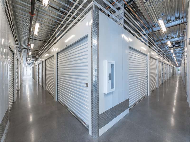 Extra Space Storage | 2090 S Dobson Rd, Chandler, AZ 85286, USA | Phone: (602) 734-5561