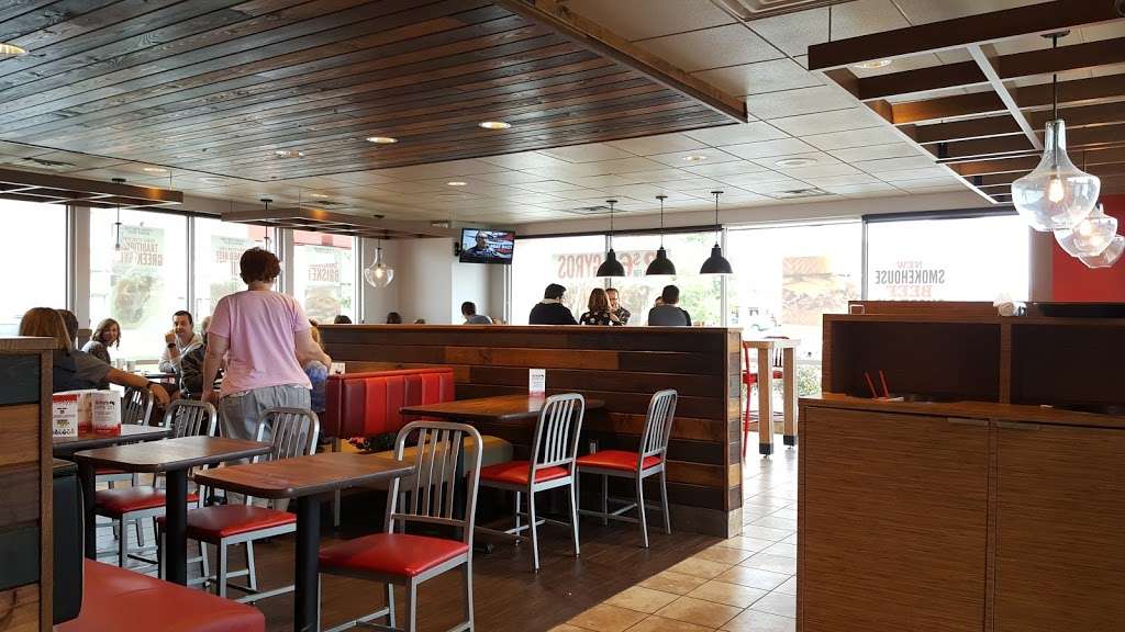 Arbys | 11999 N, US-31, Edinburgh, IN 46124 | Phone: (812) 526-6880