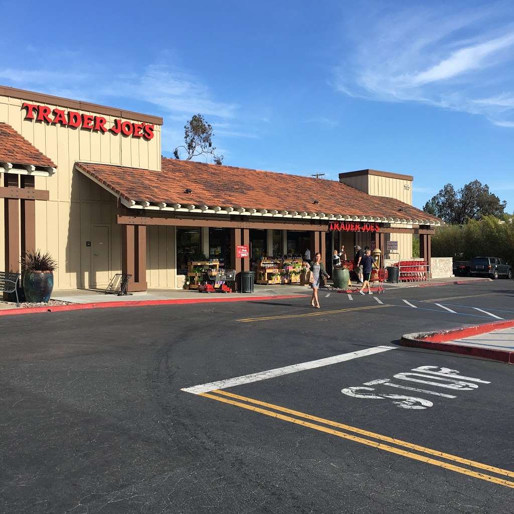 Trader Joes | 115 N El Camino Real, Encinitas, CA 92024, USA | Phone: (760) 634-2114