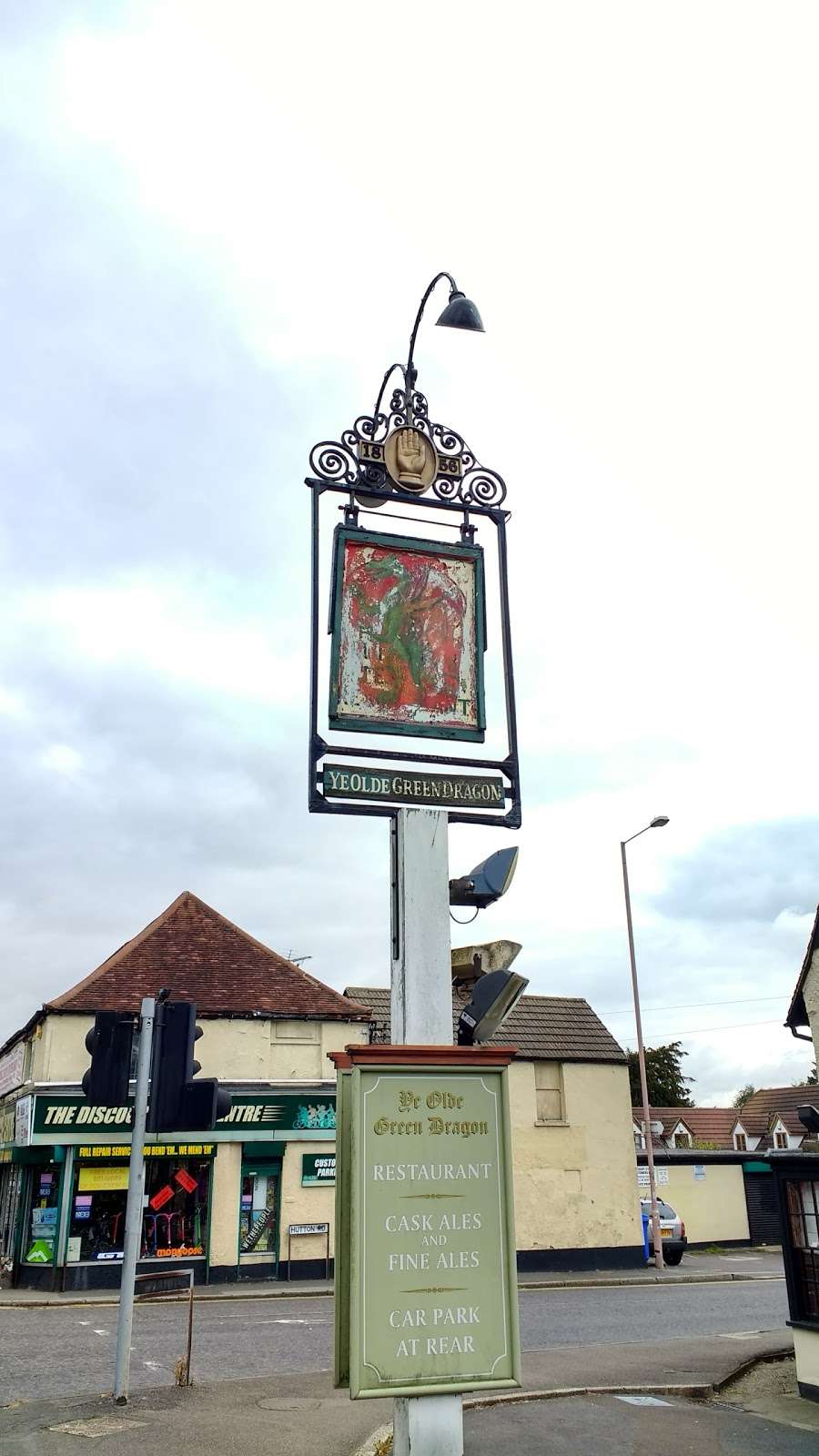 Ye Olde Green Dragon Shenfield | 112 Shenfield Rd, Brentwood CM15 8EZ, UK | Phone: 01277 212300