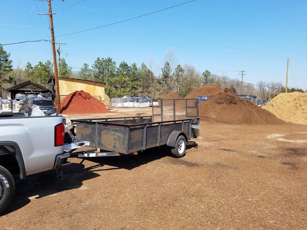 Norfleet Quality Mulch | 103 Central Rd, Fredericksburg, VA 22401 | Phone: (540) 373-9481