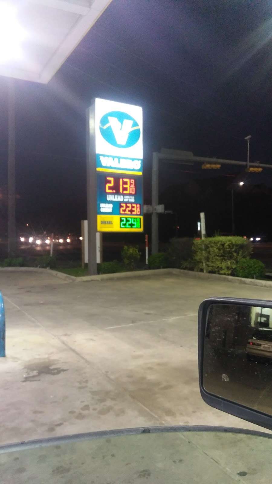 Valero | 3818 Wilcrest Dr, Houston, TX 77042, USA | Phone: (713) 784-3361