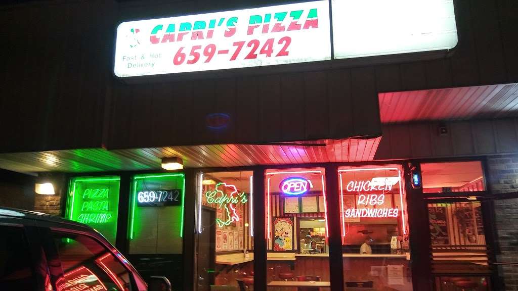 Capris Pizza | 1722 Calumet Ave, Whiting, IN 46394 | Phone: (219) 659-7242