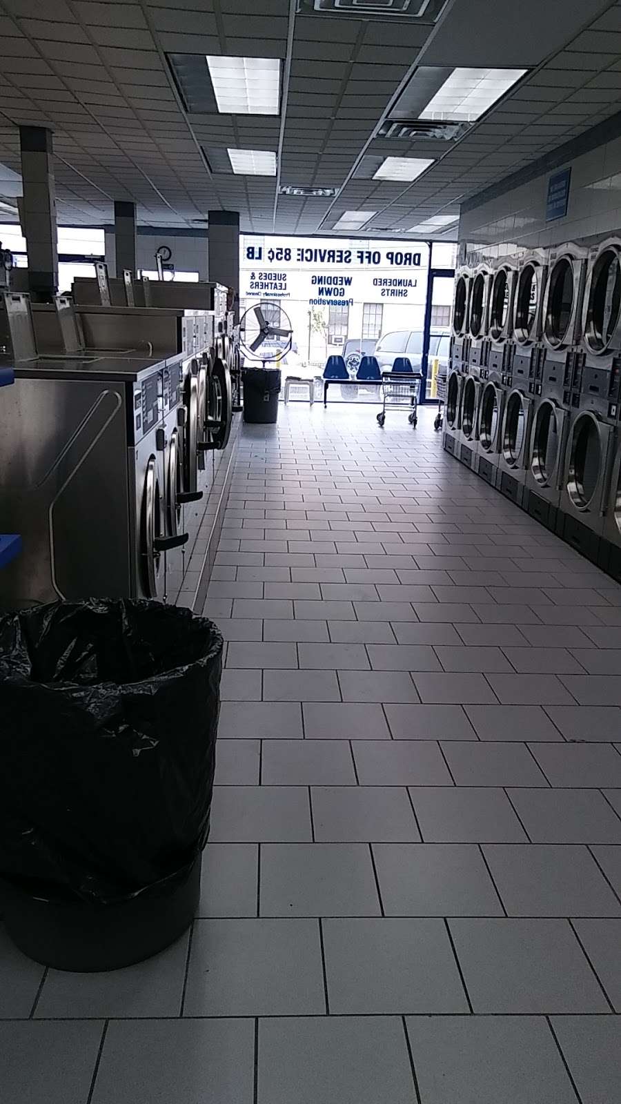 Cool Cycle Laundry | 352 Forest Ave, Staten Island, NY 10301, USA | Phone: (718) 981-0705