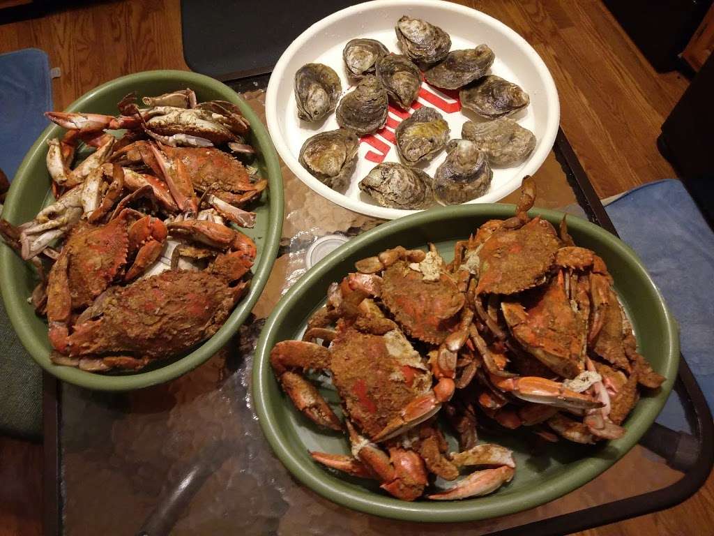 Masterbaiters Bait, Tackle, Live/Steamed Crabs | 775 S Dupont Hwy, New Castle, DE 19720, USA | Phone: (302) 834-2248