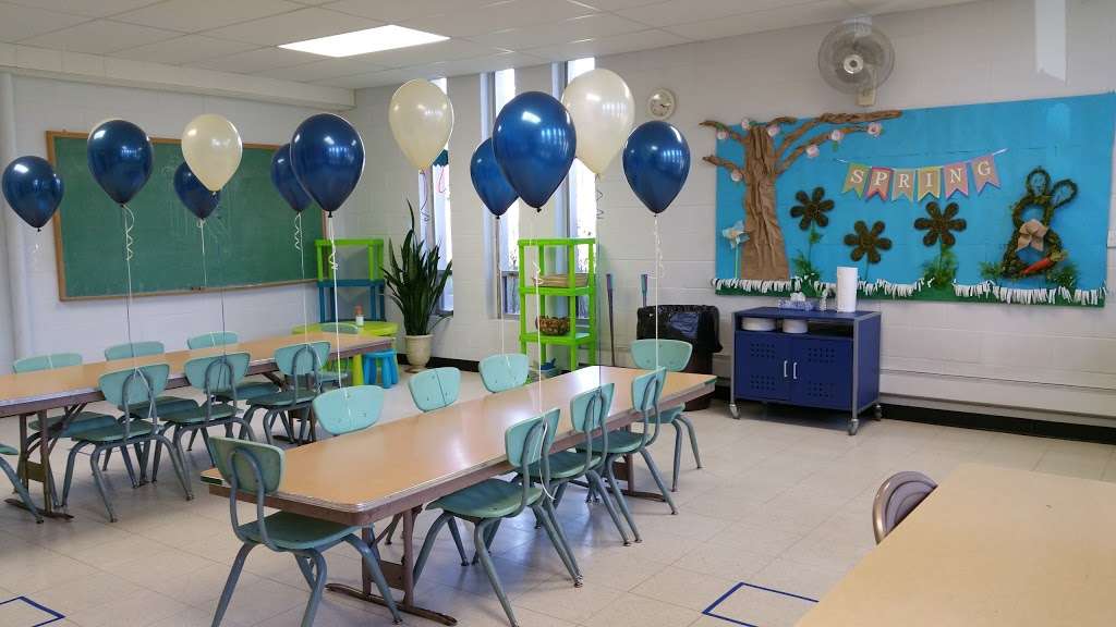 Hello Montessori Preschool & Kindergarten | 18850 Riegel Rd, Homewood, IL 60430, USA | Phone: (708) 647-8054