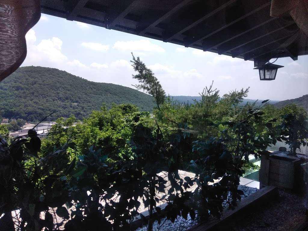 The Views at Mt. Fuji | 296 NY-17, Hillburn, NY 10931