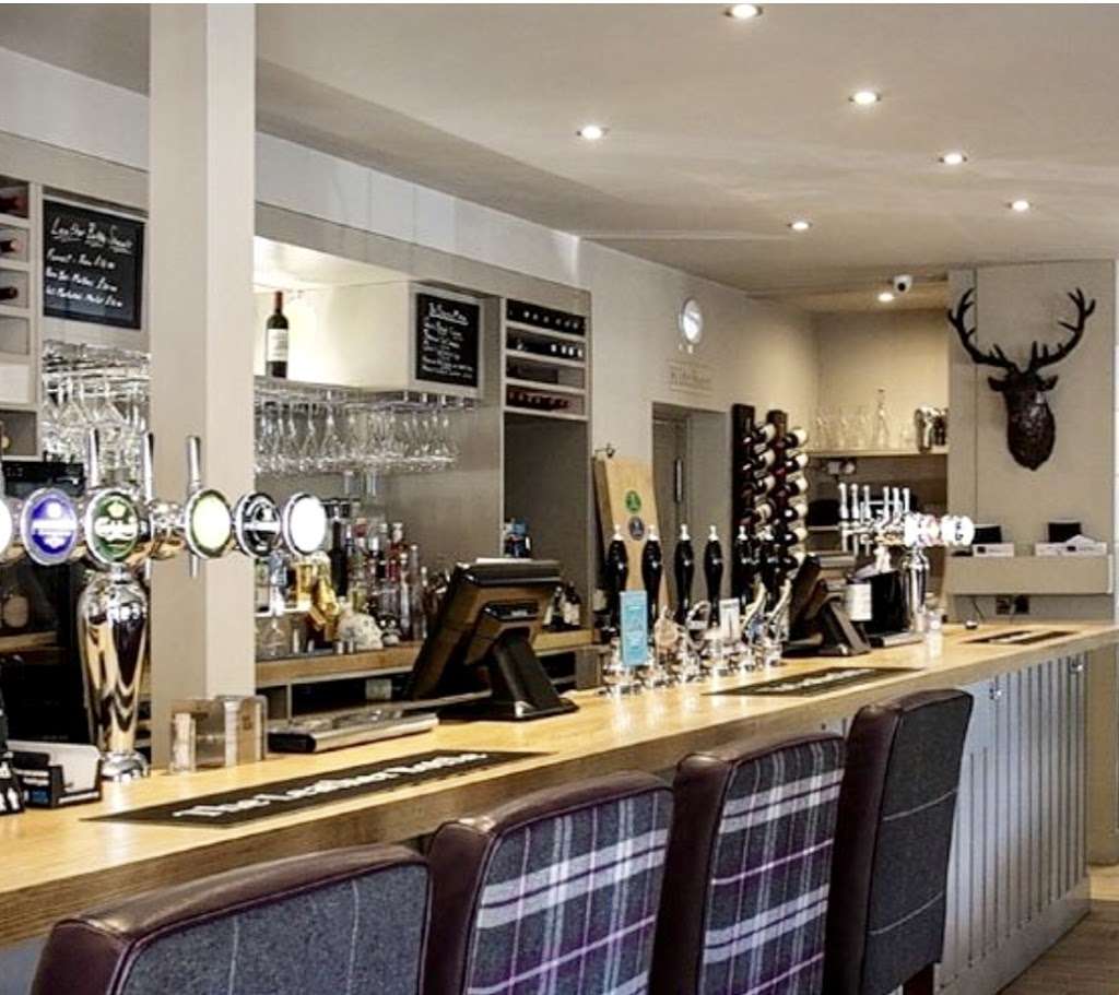 The Leather Bottle Blackmore | The Green, Blackmore, Ingatestone CM4 0RL, UK | Phone: (012) 778-21891