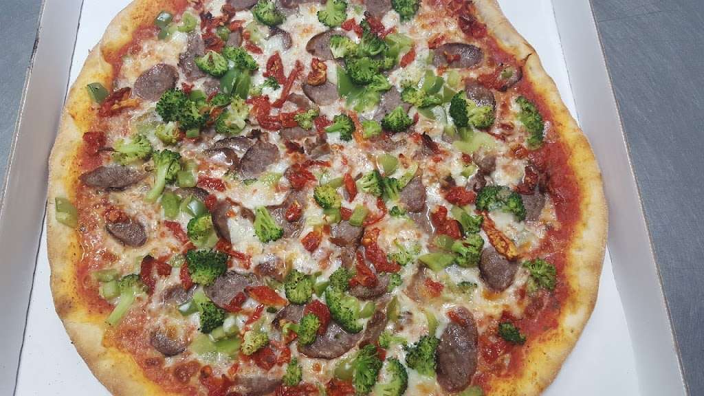 Ornos Pizza Parlor | 22w535 Butterfield Rd, Glen Ellyn, IL 60137, USA | Phone: (630) 858-1350