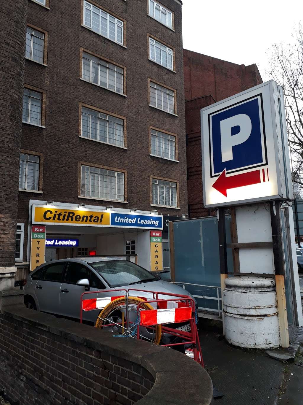 Parking Here - London, Swiss Cottage, NW3 | 97 Avenue Road, London NW3 5EG, UK | Phone: 020 3950 2295