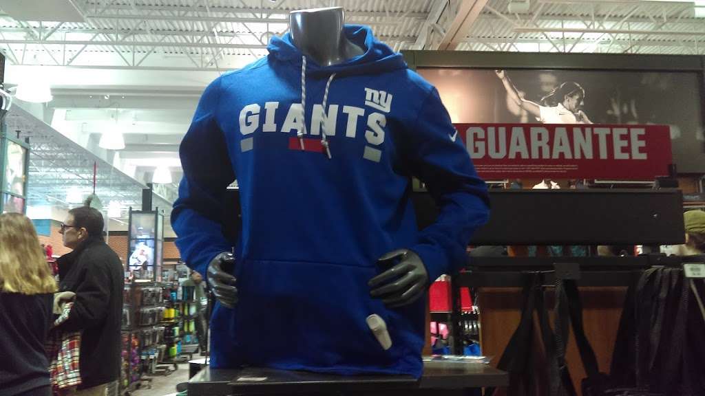 Fort Lee Rd at Grand Ave | Leonia, NJ 07605, USA