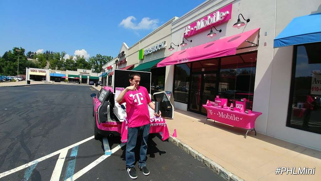 T-Mobile | 11 Main St #15, Hellertown, PA 18055, USA | Phone: (484) 207-0033