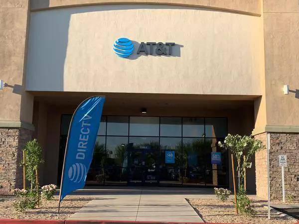 AT&T Store | 1728 S Greenfield Rd Suite 106, Mesa, AZ 85206, USA | Phone: (480) 503-9597