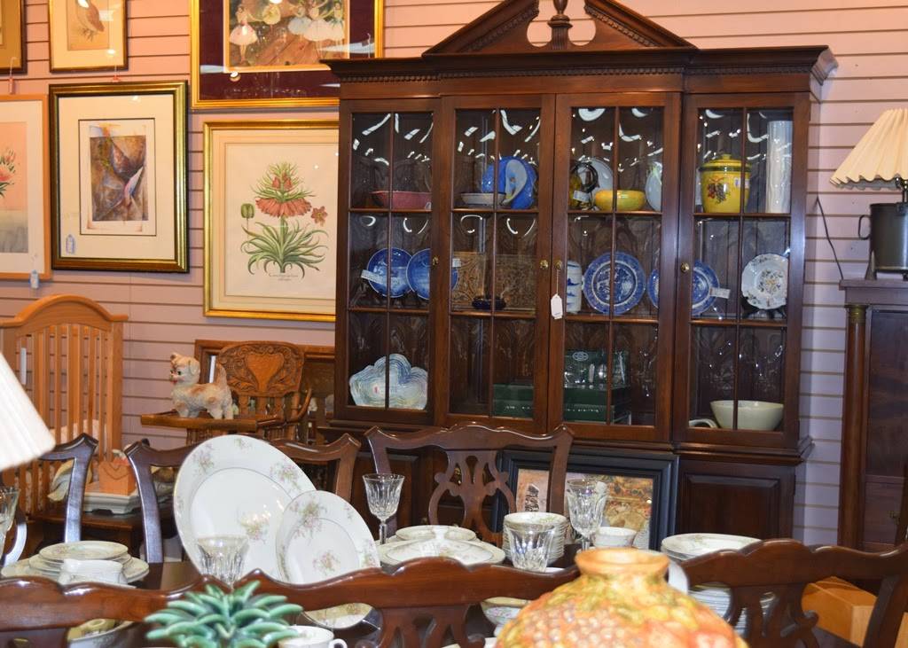 Assistance League of Newport-Mesa - Treasures on Consignment | 2220 Fairview Rd, Costa Mesa, CA 92627 | Phone: (949) 645-5477