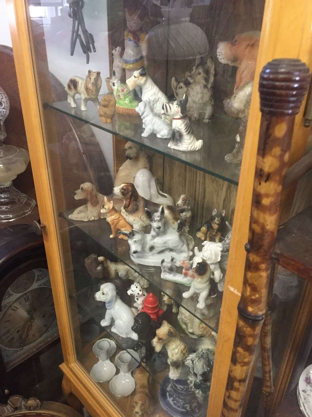 AntiquesEstateBuyers | 36 Ocean Ave, Islip, NY 11751, USA | Phone: (631) 433-0820