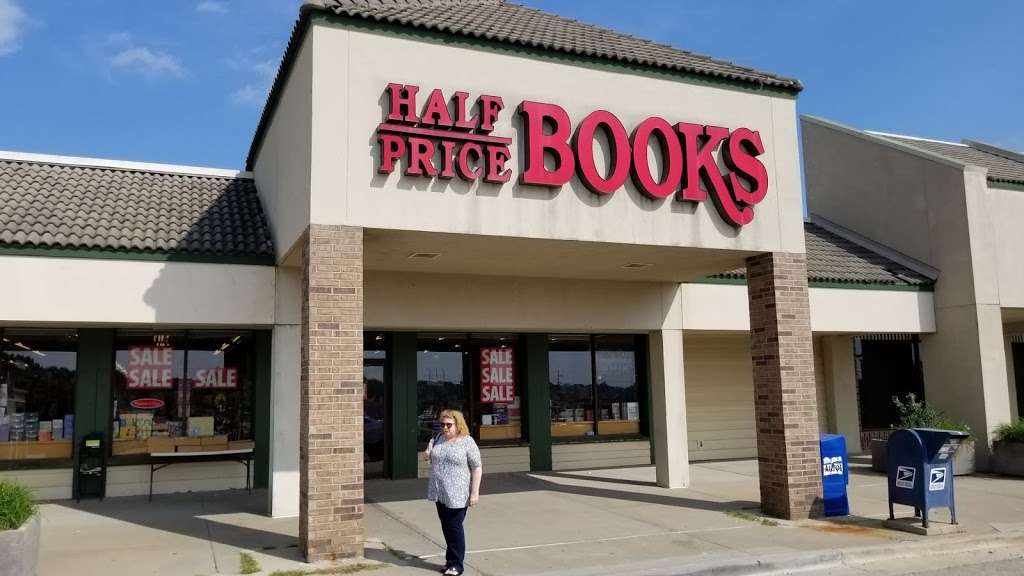 Half Price Books Overland Park | 8997 Metcalf Ave, Overland Park, KS 66212, USA | Phone: (913) 383-3373