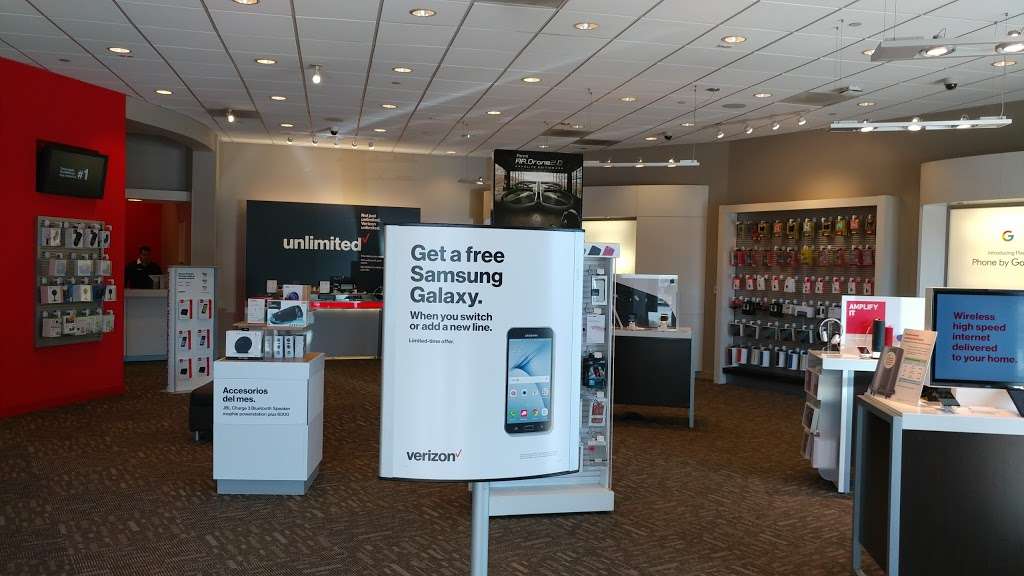 Verizon | 12821 Main St Ste 100, Hesperia, CA 92345, USA | Phone: (760) 662-5451