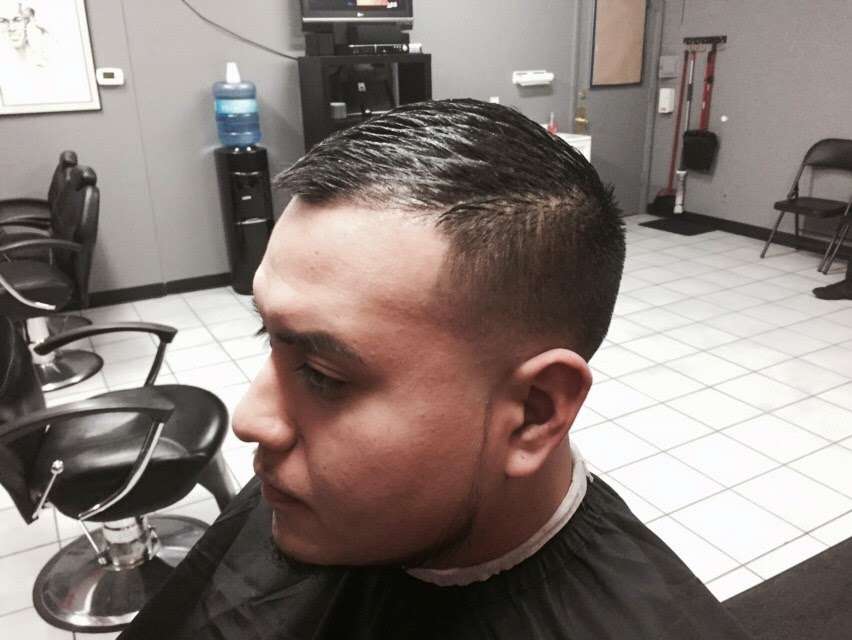 Wills Barbershop | 5335 W Belmont Ave, Chicago, IL 60641, USA | Phone: (773) 312-9877