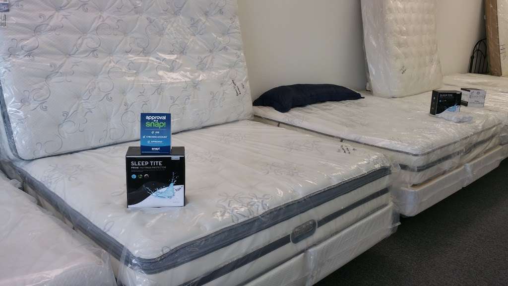 Beds Beds Beds Mattress Outlet | 864 Saxon Blvd Suite 38, Orange City, FL 32763, USA | Phone: (386) 774-5334