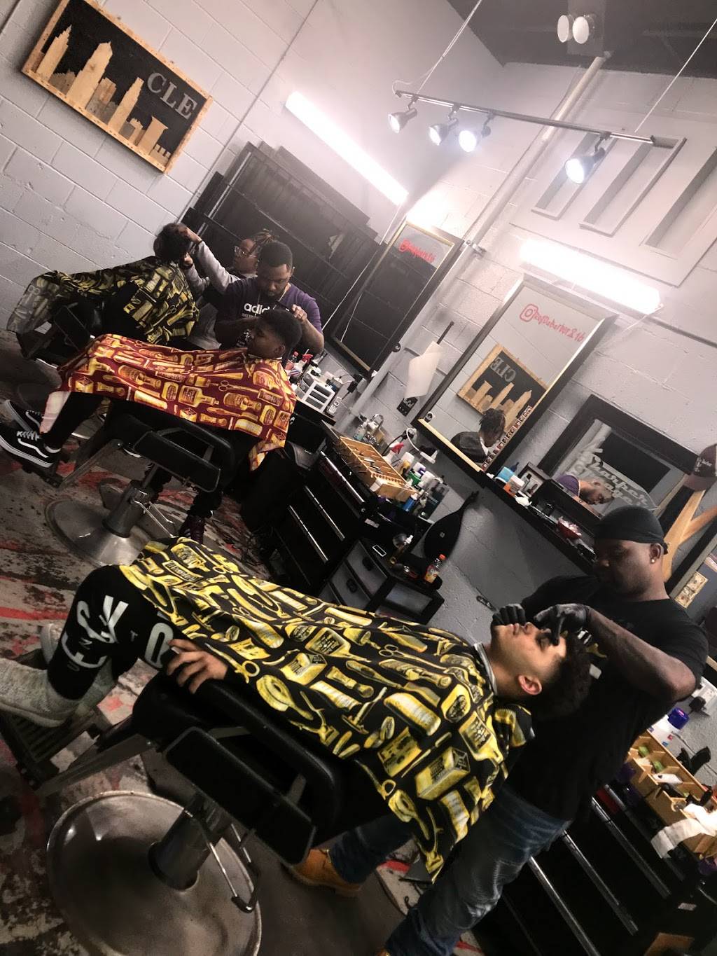 Sharper Image Barbershop | 12702 Bellaire Rd, Cleveland, OH 44135, USA | Phone: (216) 273-7415