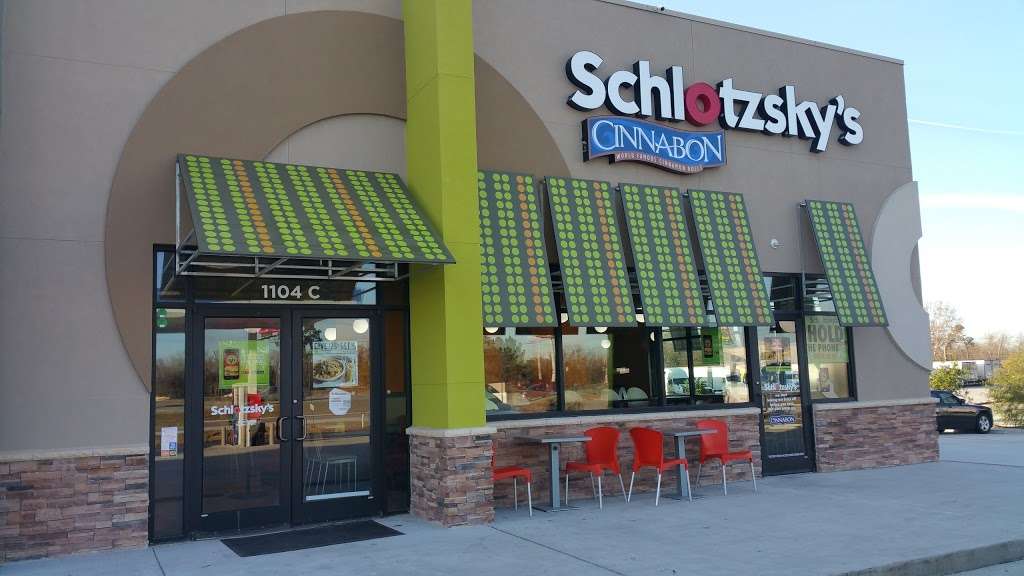 Schlotzskys | 1104 N Sam Houston Pkwy E C, Houston, TX 77032 | Phone: (281) 227-1465