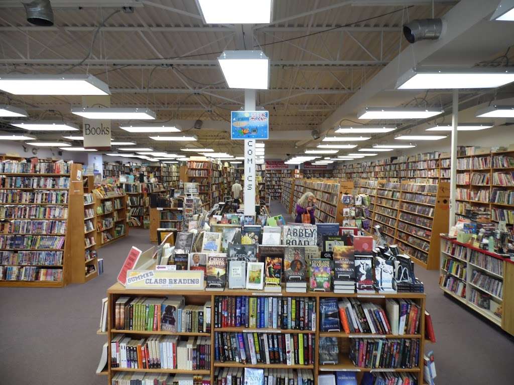 Frugal Muse Books, Music and Video | 7511 Lemont Rd, Darien, IL 60561 | Phone: (630) 427-1140