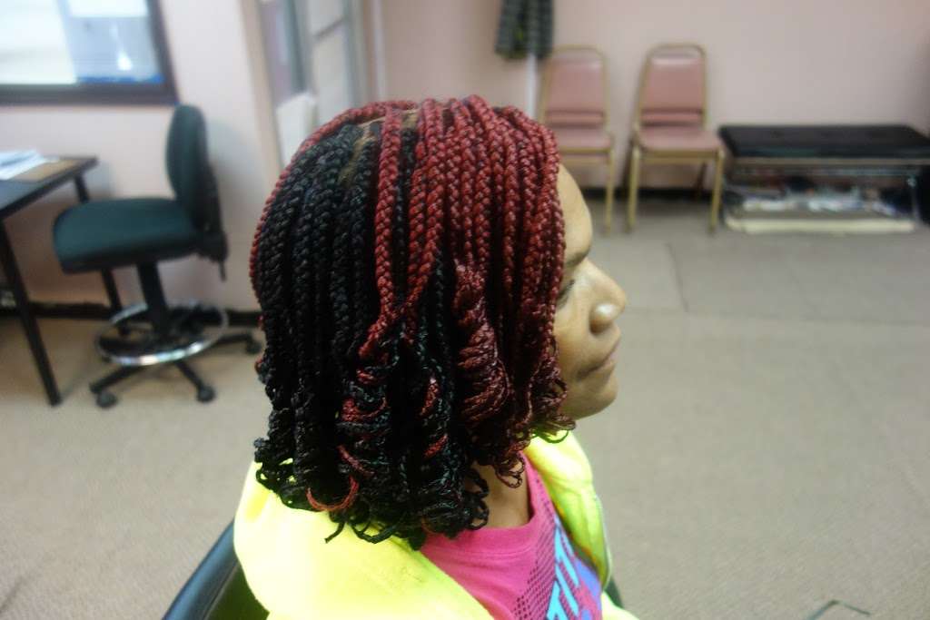 Lys African Hair Braiding | 6249 S Western Ave, Chicago, IL 60636, USA | Phone: (773) 925-6386