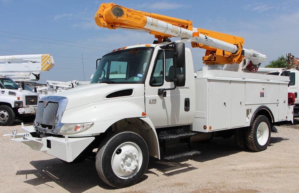 Southwest Equipment | 1706 N Stemmons Fwy, Lewisville, TX 75067, USA | Phone: (972) 436-2256