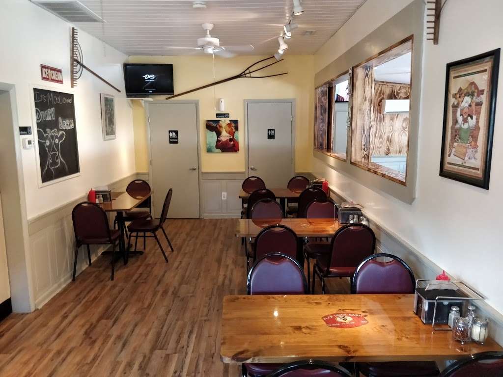 T & Js Dairy Barn | 718 Jessie Dupont Memorial Hwy, Burgess, VA 22432, USA | Phone: (804) 453-4455