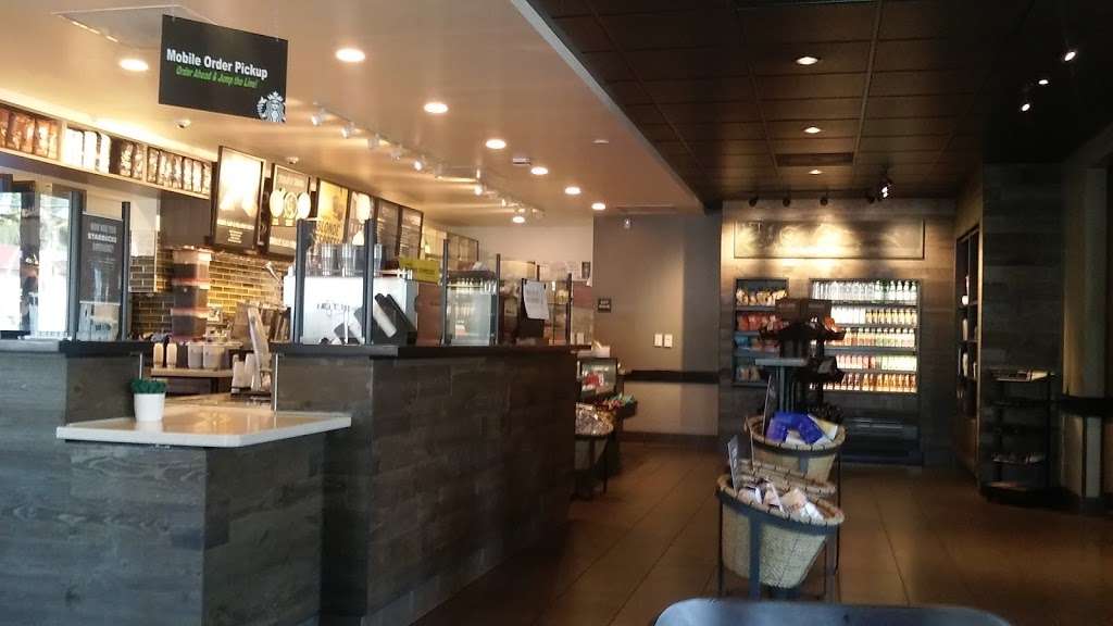 Starbucks | 8522 Rosecrans Ave, Paramount, CA 90723, USA | Phone: (562) 204-4053