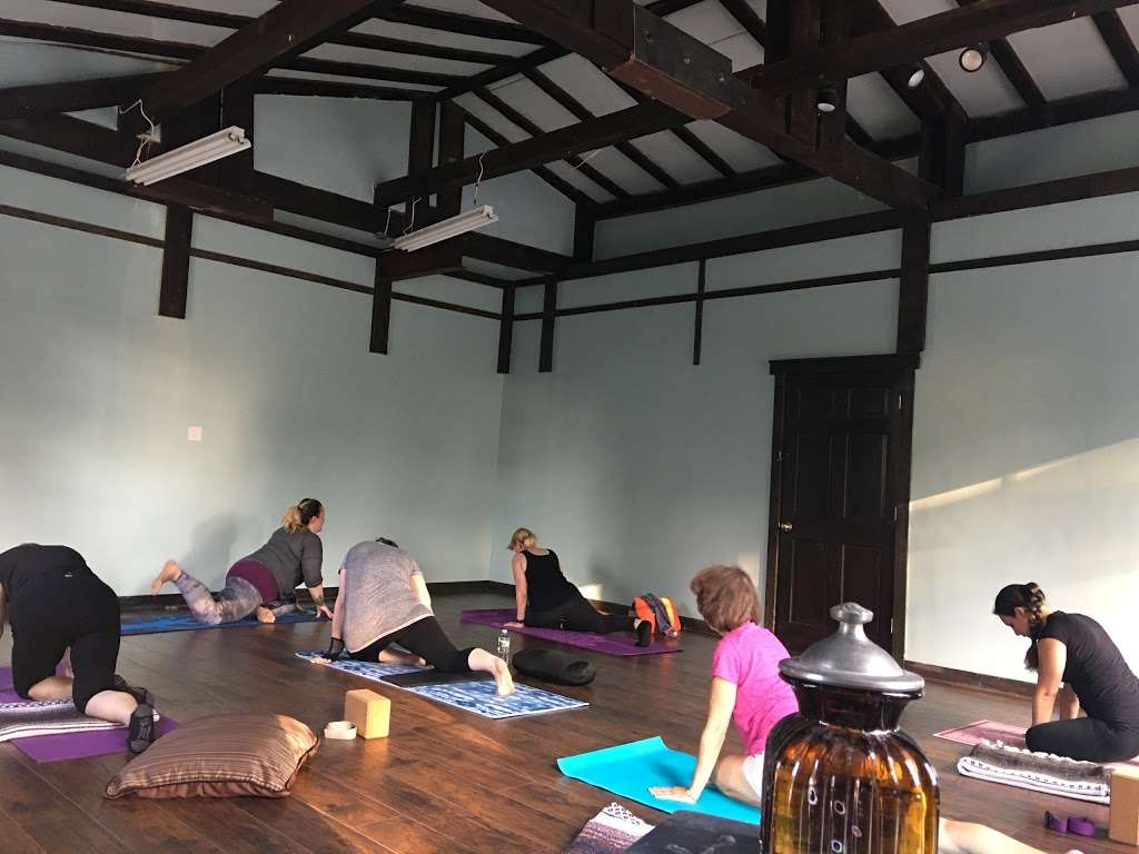 Rae of Light Yoga Studio | 2330 NY-32, New Windsor, NY 12553, USA | Phone: (845) 527-3802