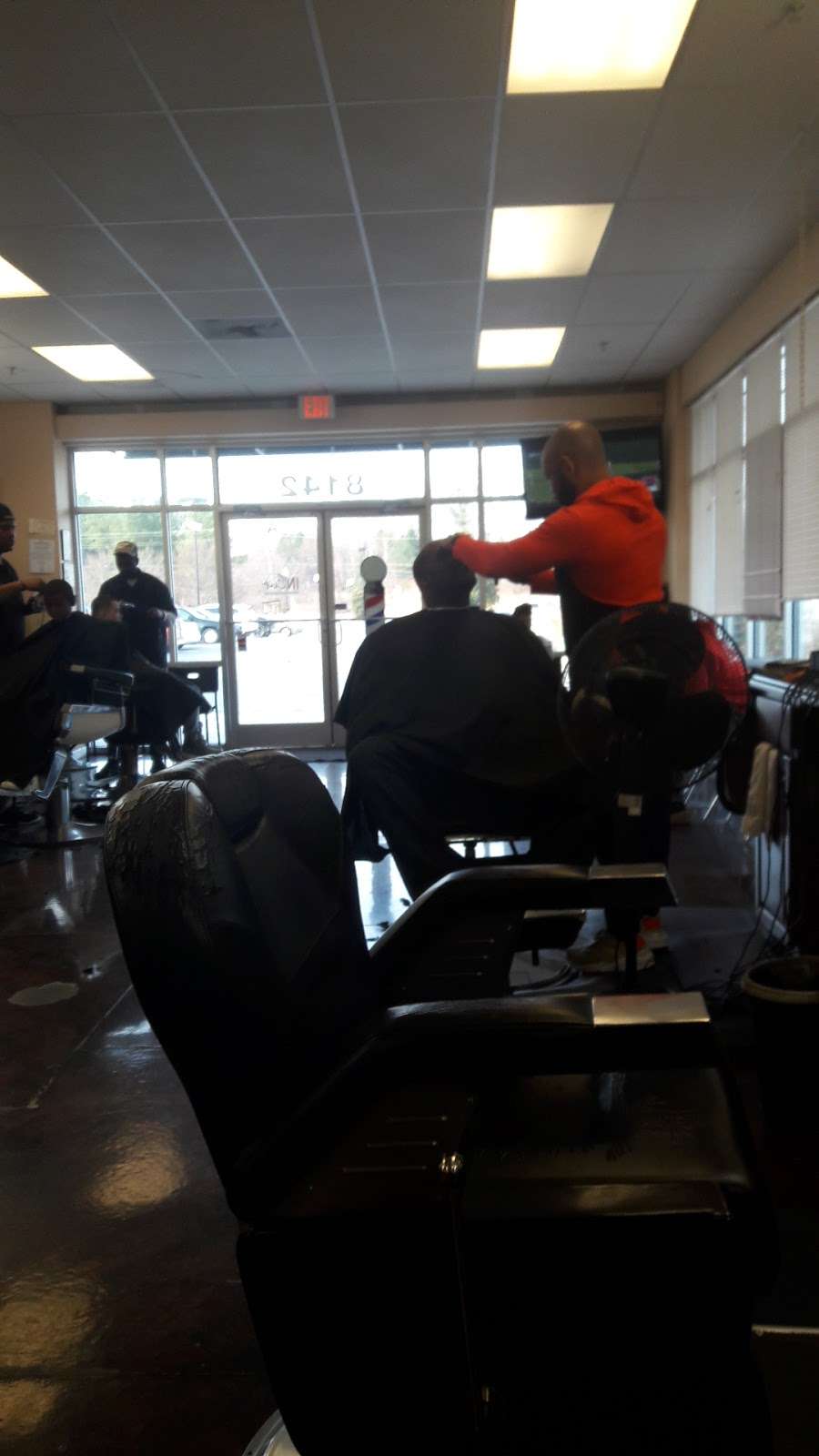 In The Cut Barber Shop | 8142 Mt Holly-Huntersville Rd a, Charlotte, NC 28216, USA | Phone: (704) 393-7482