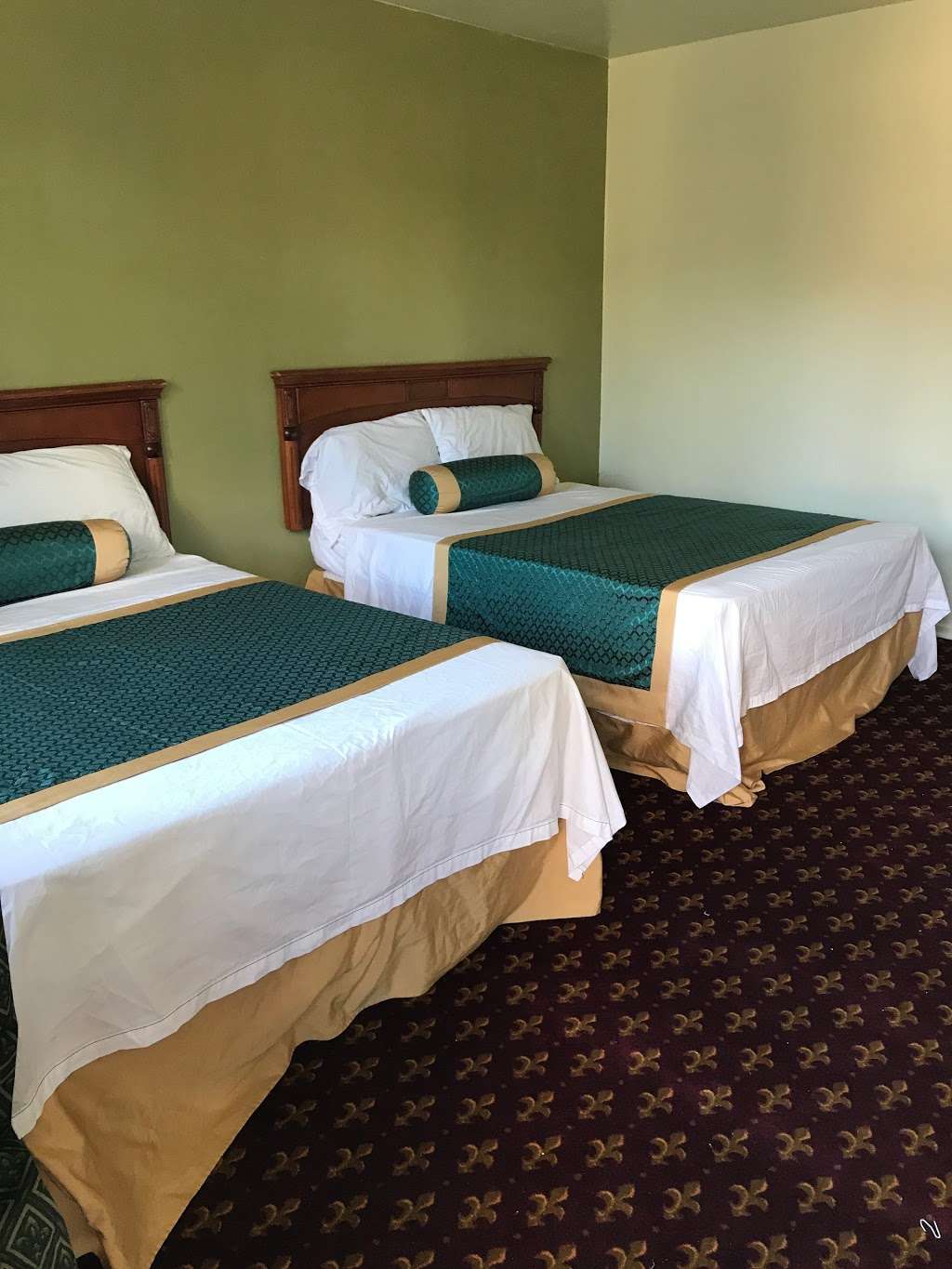 Elsinore Hot Springs Motel | 3916, 316 N Main St, Lake Elsinore, CA 92530, USA | Phone: (951) 674-9997