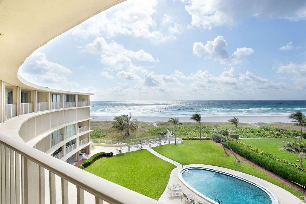 The Hamilton House | 1213 S Ocean Blvd, Delray Beach, FL 33483, USA | Phone: (561) 276-5890