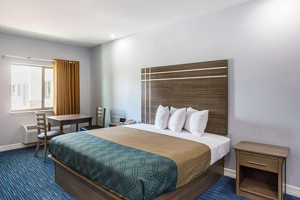 Rodeway Inn & Suites Houston - I-45 North near Spring | 17715 Westfield Pl Dr, Houston, TX 77090, USA | Phone: (832) 446-6316