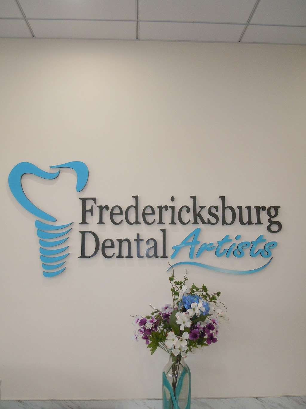 Fredericksburg Dental Artists | 10040 Jefferson Davis Hwy #112, Fredericksburg, VA 22407, USA | Phone: (540) 908-3888