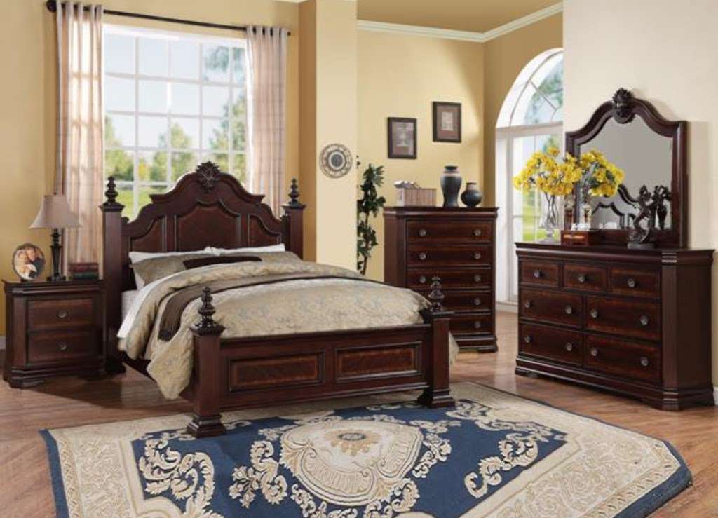 Mr. Bee’s furniture | 1009 N Brooks St, Brazoria, TX 77422, USA | Phone: (979) 985-5551