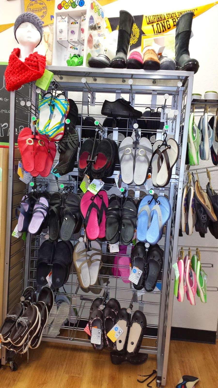 Tenni-Mocs Shoe Store | 6536 E Spring St, Long Beach, CA 90815 | Phone: (562) 429-7777