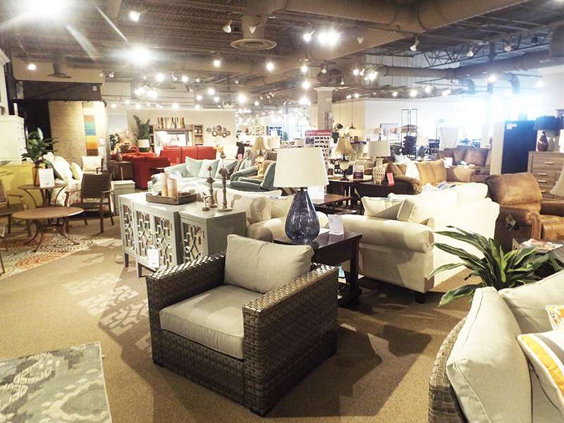 Lifestyle Furniture by Babettes | 8425 US-441 suite 101, Leesburg, FL 34788, USA | Phone: (352) 326-2397