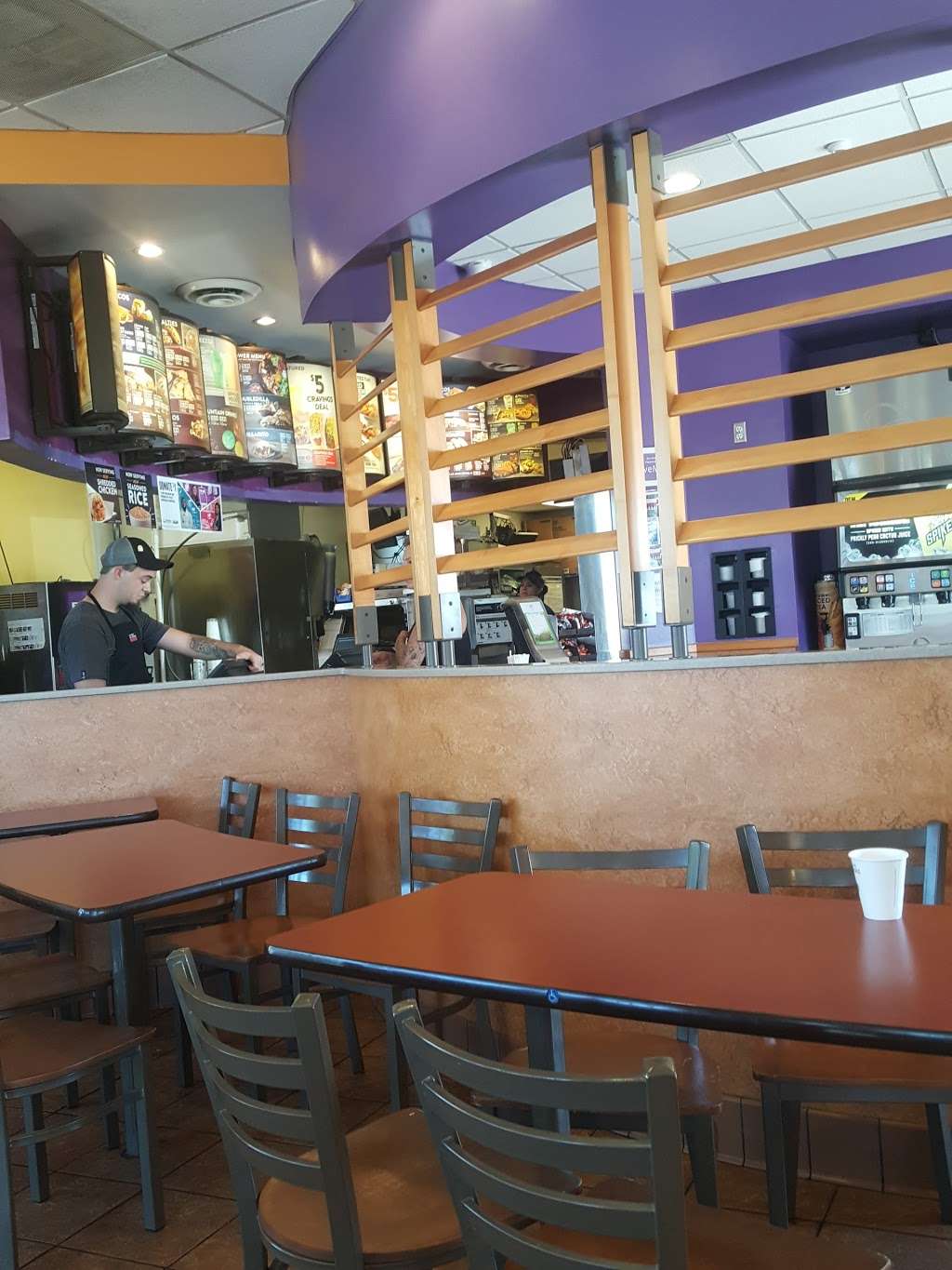 Taco Bell | 4351 W Olive Ave, Glendale, AZ 85302, USA | Phone: (623) 934-1585