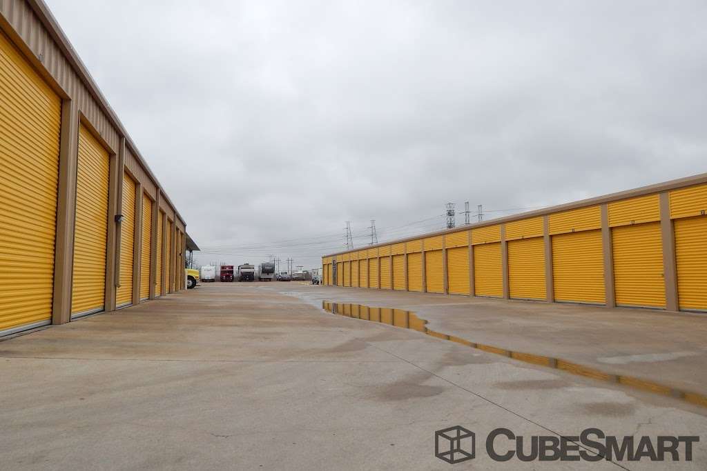 CubeSmart Self Storage | 9720 Harlem Rd, Richmond, TX 77407, USA | Phone: (281) 239-6539