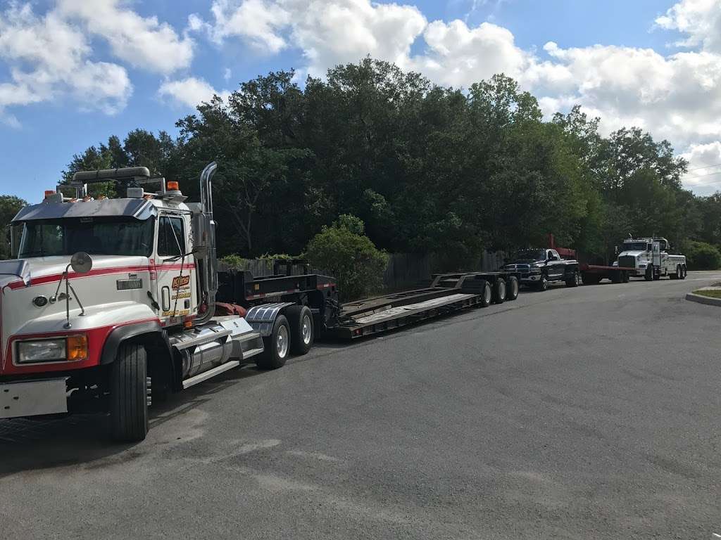 Kling Towing & Recovery | 2349 US-441, Fruitland Park, FL 34731, USA | Phone: (352) 728-6655