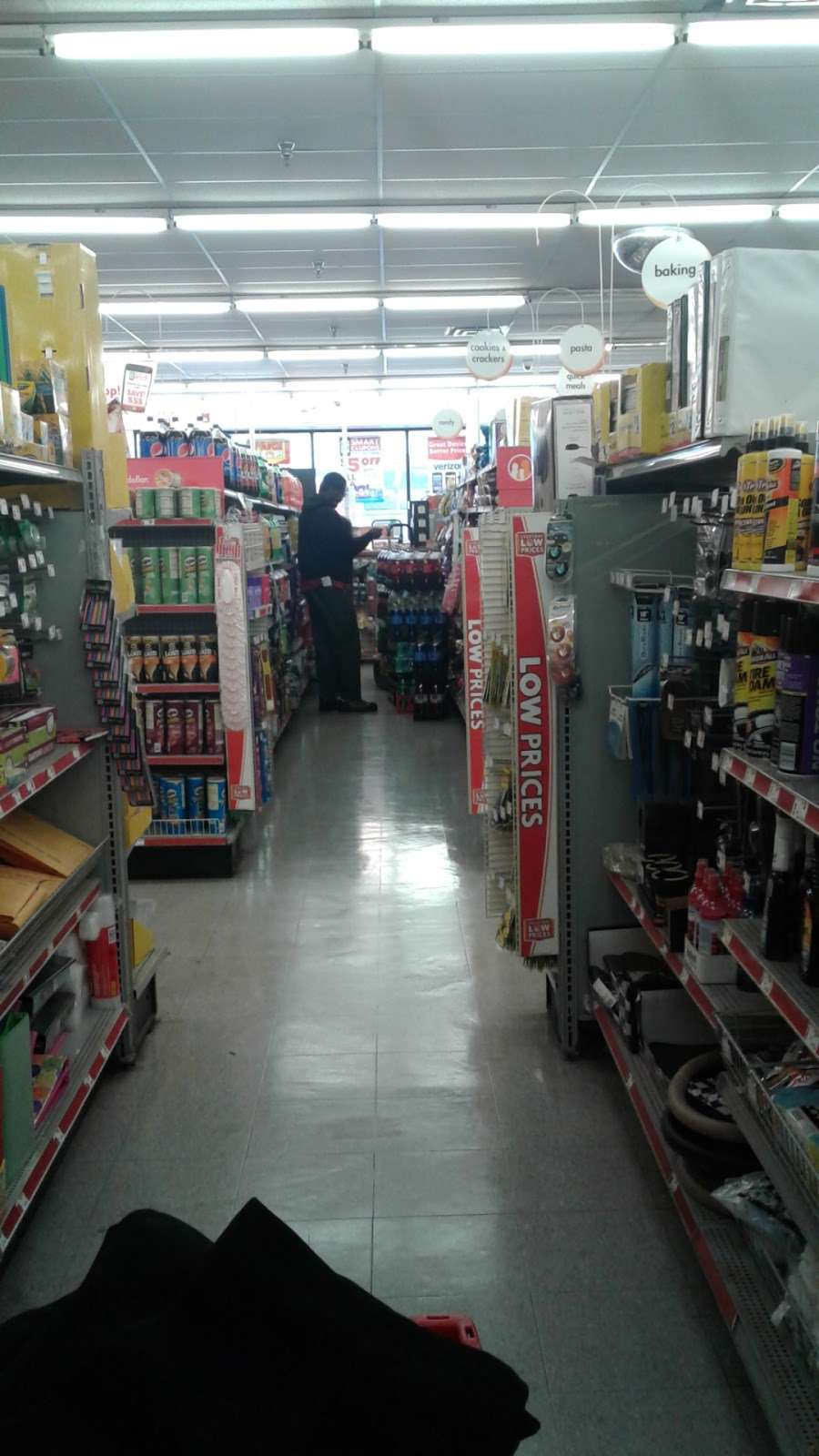 Family Dollar | 1607 W Roosevelt Rd, Broadview, IL 60155 | Phone: (708) 345-8964