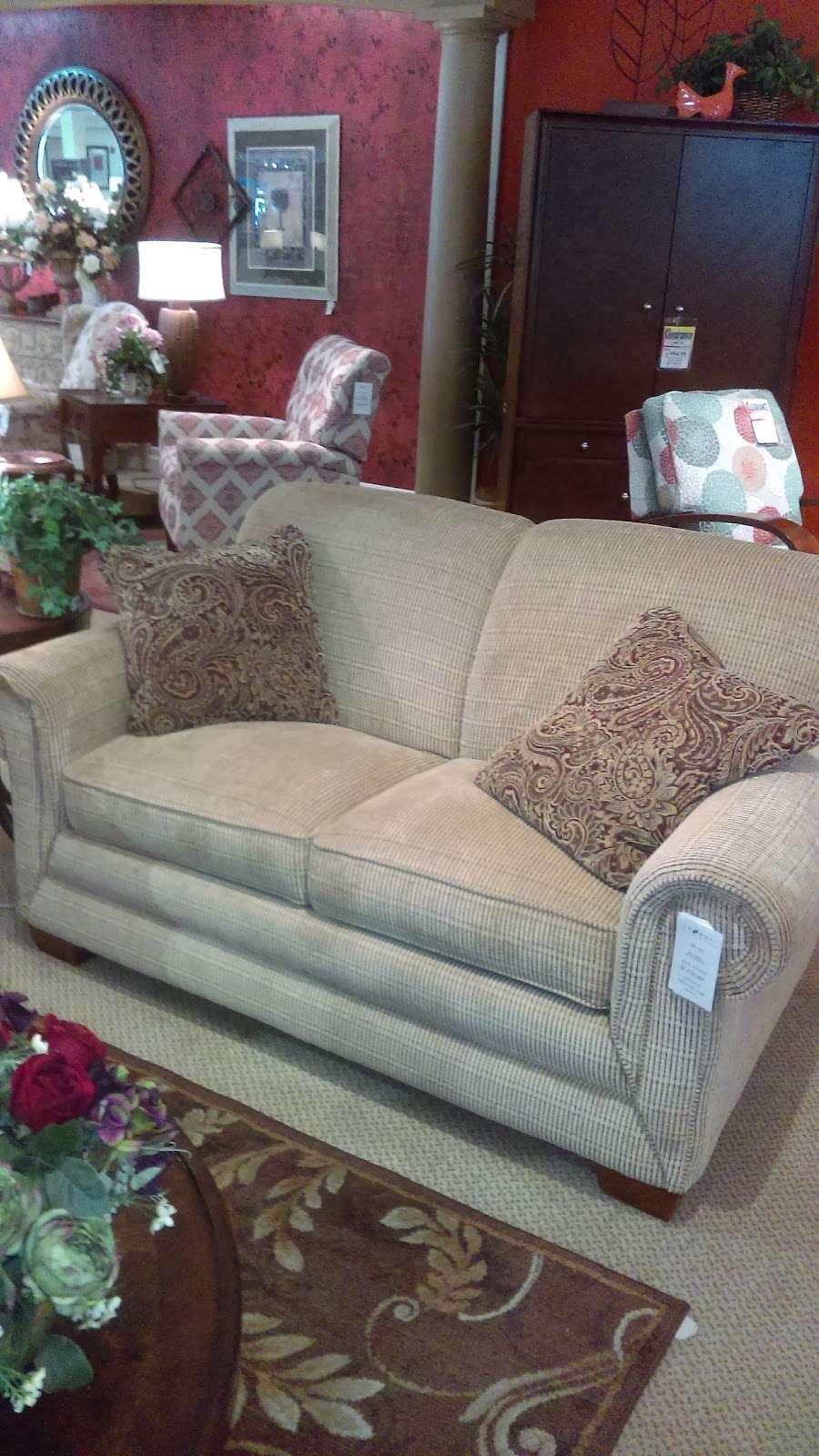 La-Z-Boy Furniture Galleries | 1030 Blossom Hill Rd, San Jose, CA 95123, USA | Phone: (408) 265-5800