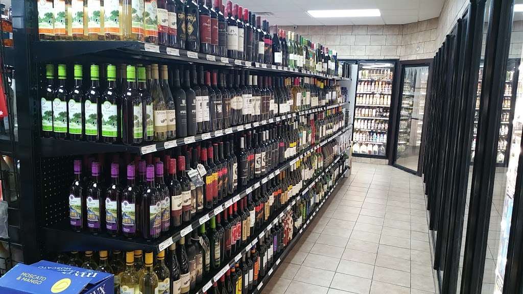 Crown Liquors 2 | 1922 NW Woods Chapel Rd, Blue Springs, MO 64015, USA | Phone: (816) 598-8030