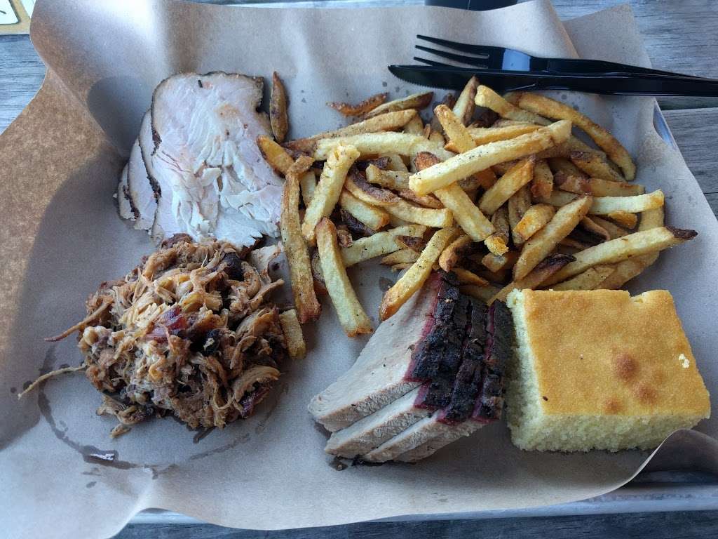 MISSION BBQ | 22599 MacArthur Blvd, California, MD 20619, USA | Phone: (301) 880-0857