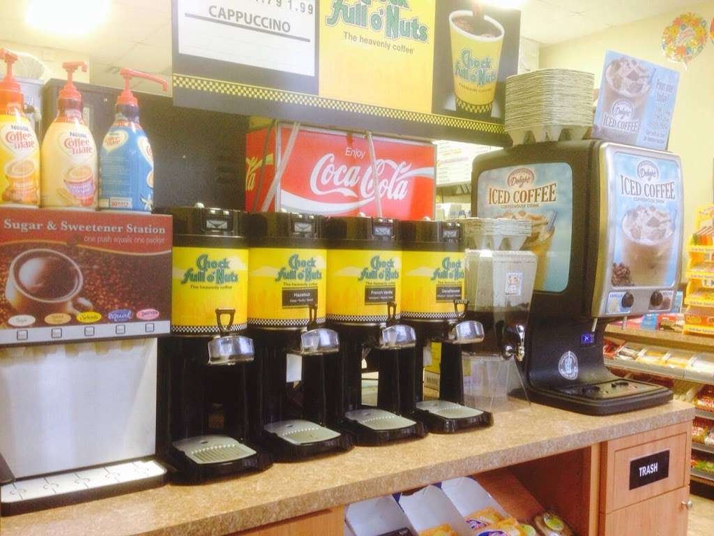 Coffee Hot Or Ice Deli Grocery Market | 783 Old Country Rd, Plainview, NY 11803 | Phone: (516) 597-4533