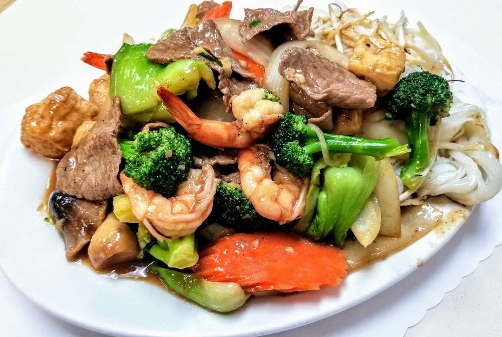 Pho Vinh Ky | #J, 8512 Westminster Blvd, Westminster, CA 92683, USA | Phone: (714) 894-9309