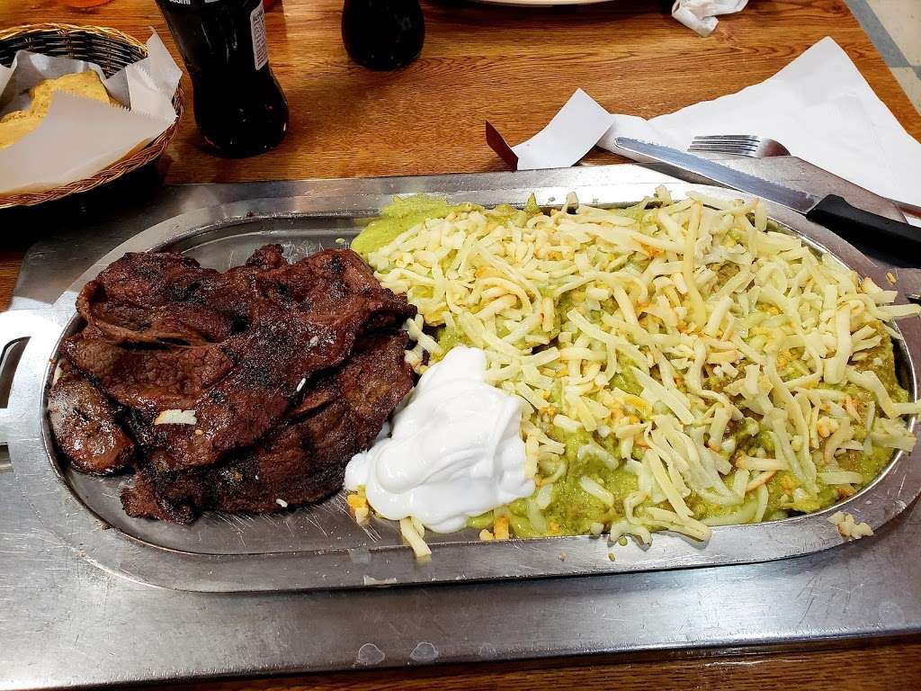 Taqueria Amigo Chino 2 | 5959 W Lawrence Ave, Chicago, IL 60630, USA | Phone: (773) 853-0170