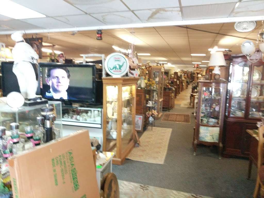 Trading Post Furniture Store 2250 N Texas St Fairfield Ca
